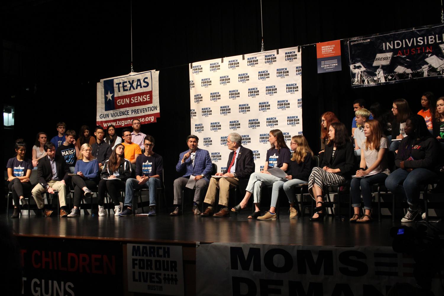 The Town Hall for Our Lives attracted a crowd of hundreds and was one of more than 200 such events staged all across the country. Photo by Madison Olsen.