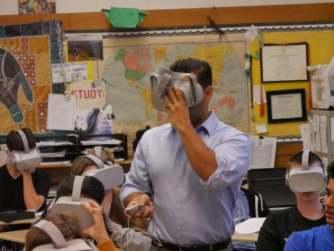 Virtual reality headsets recently became incorperated in McCallums classes. Photo by Tristen Tugmon.