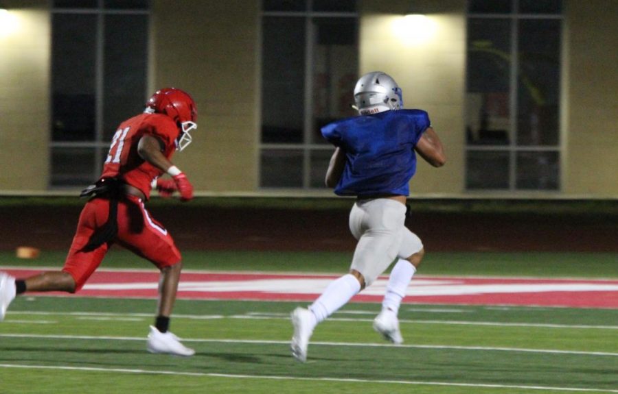 After cutting back to the middle on a play designed to go to the outside, running back Andres Rodriguez broke through the line of scrimmage for the Knights most explosive play of the scrimmage. Photo by Dave Winter.