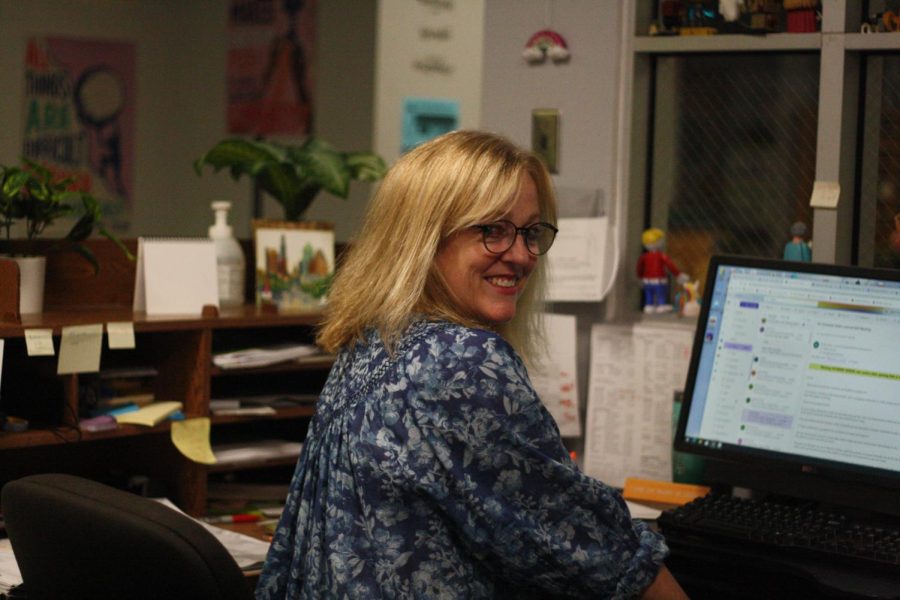 Counselor secretary Kerren Campa poses at her desk. Previously, Campa worked in the Lamar Middle School office and transferred her skills up to the high school level this year. 