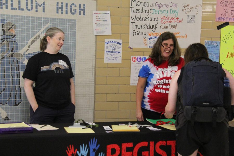 On Sept. 23, volunteer deputy registrars Laura Martinez and Maureen Voosen set up a registration table last Wednesday and Friday to help anyone aged 17 years and 10 months or older qualify to vote for the Nov. 8 election in Texas.

The duo helped register about 10 people, among them senior Gillian Lucente, who will be voting for the first time. 

“I just want to get this country to where everyone is equal and no one has to be belittled just because of sex or race,” Lucente said of why she wants to vote.

Voosen said that while national and statewide elections might attract the most publicity, local elections are more impactful. 

“Trustees elections make rules about what’s going on in school like dress code, calendars and what schools will get revenue,” she said.

The last day to register to vote is Oct. 11. Early voting starts Oct. 24, and Texas Election Day is Nov. 8. Caption by Gaby Esquivel. 
