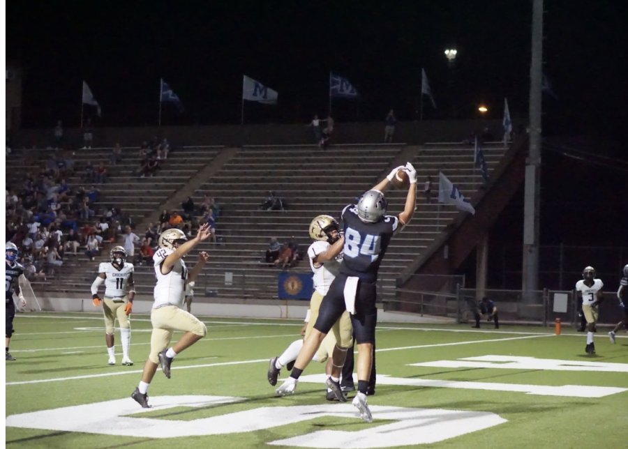 On fourth and 12, David Houston found JD Jordan in the end zone for a 2-point conversion to tied the game against Crockett. The Knights would eventually win the game easily after trailing by 21 points early. Unfortunately, Jordan is out for the season after injuring his collarbone against Navarro.