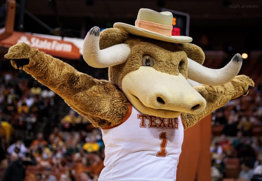 Texas+Cheer+and+Pom+at+the+womens+basketball+game+between+the+Texas+Longhorns+and+Baylor+Bears+at+the+Frank+Erwin+Center+on+February+6%2C+2022.+Image+accessed+on+the+Ralph+Arvesen+Flickr+account.+Reposted+here+with+permission+under+a+creative+commons+license.