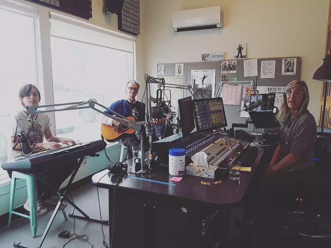 Francis and Ethan Azarian perform on the Marfa Texas public radio station on a show hosted by Julie Bernal called Olds Cool .
