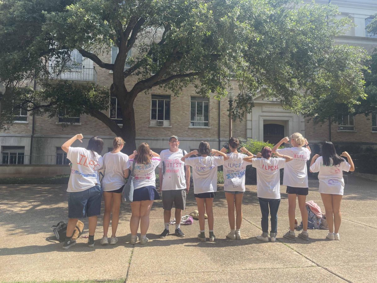 Largest group in more than a decade attends summer journalism workshop at UT
