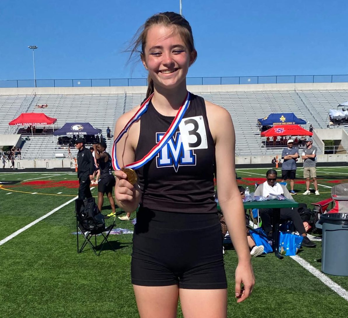 At the UIL 24-5A District Championship at Burger Stadium on April 2-4, sophomore Cheezey Bell took third in the 100-meter dash, running 13.49.  The result helped the girls team win the district title.