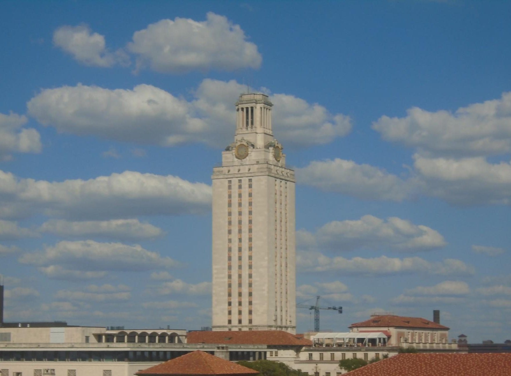 The change in the auto admit threshold looms over potential Class of 2026 UT applicants who meet the current threshold (top 6%) but not the new one (top 5%).