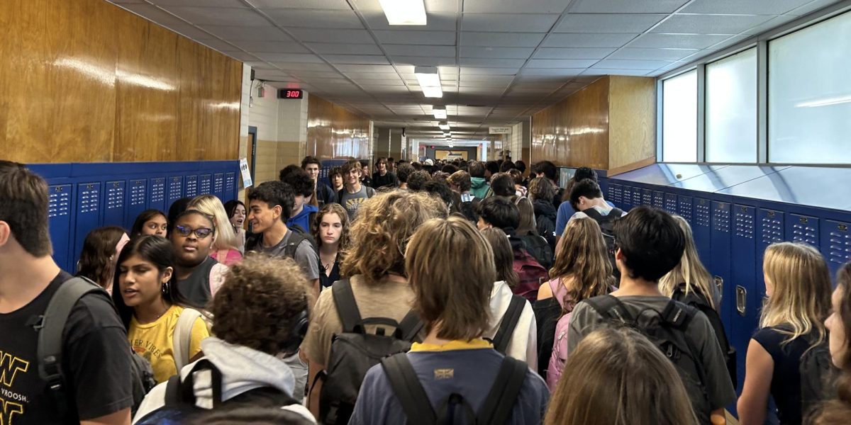 El tráfico entre clases ha hecho que el pasillo principal sea un viaje más lento que la I-35 durante las horas pico.