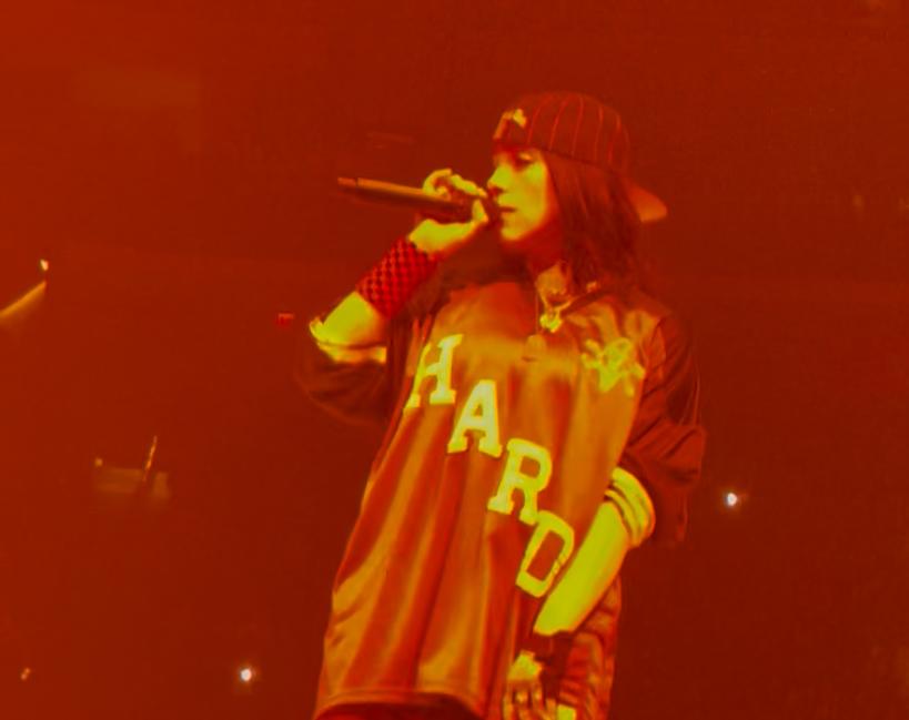 Billie Eilish performs at the Austin Moody center on Nov 14